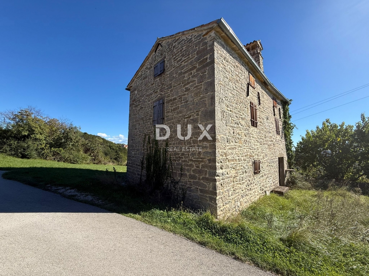 ISTRIA, GROŽNJAN - Autentica casa indipendente in pietra