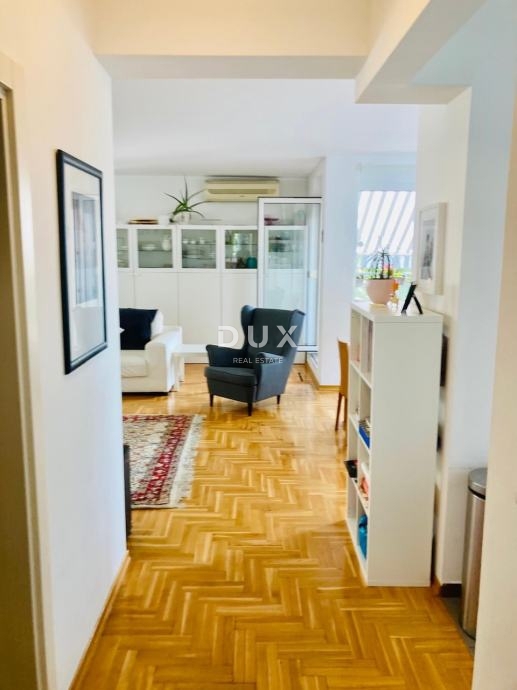 ZAGABRIA, MIKULIĆI - Spazioso appartamento con quattro camere da letto, garage e due posti auto al primo piano