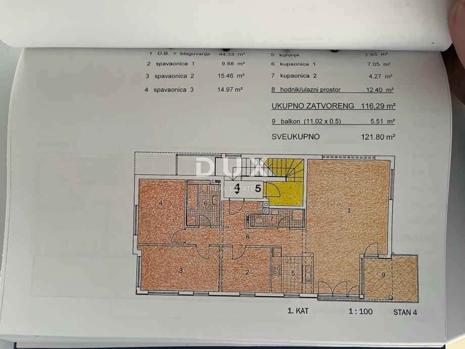 ZAGABRIA, MIKULIĆI - Spazioso appartamento con quattro camere da letto, garage e due posti auto al primo piano