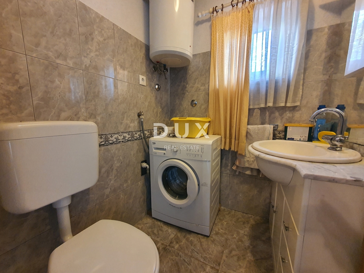 KASTAV, ĆIKOVIĆI - casa con vista mare e grande potenziale abitativo