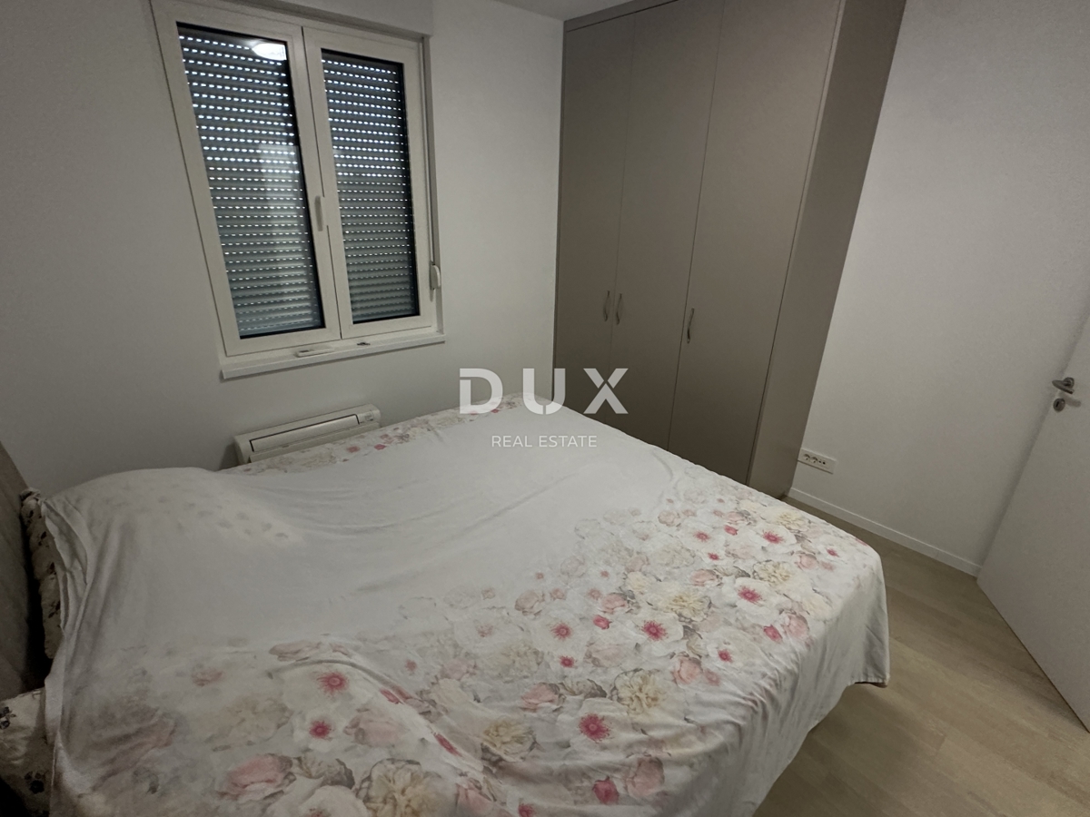 ZADAR, RELJA - Appartamento esclusivo con due posti auto in garage, posizione top!