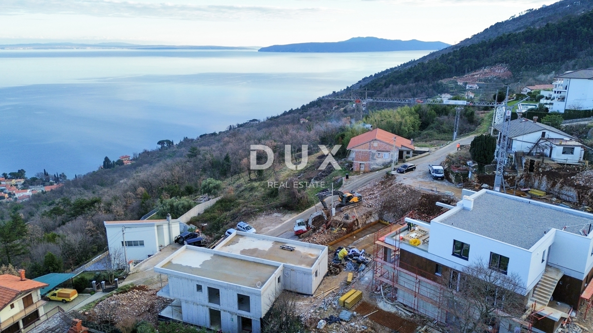 ABBAZIA, LOVRAN – residenze di lusso con piscina privata e vista panoramica sul mare