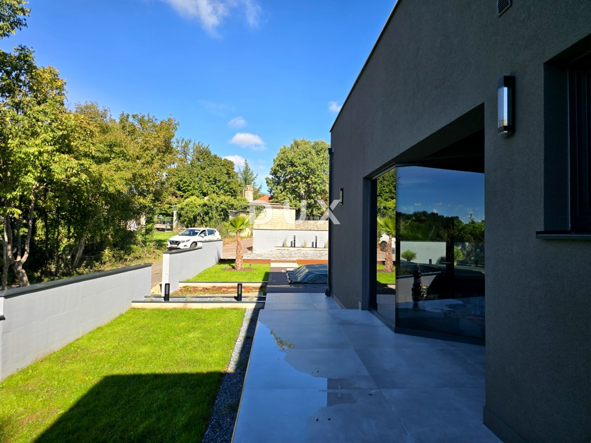 ISTRIA, BARBAN - Moderna casa bifamiliare con piscina