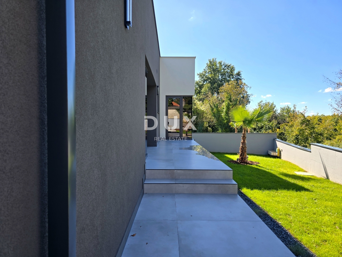 ISTRIA, BARBAN - Moderna casa bifamiliare con piscina