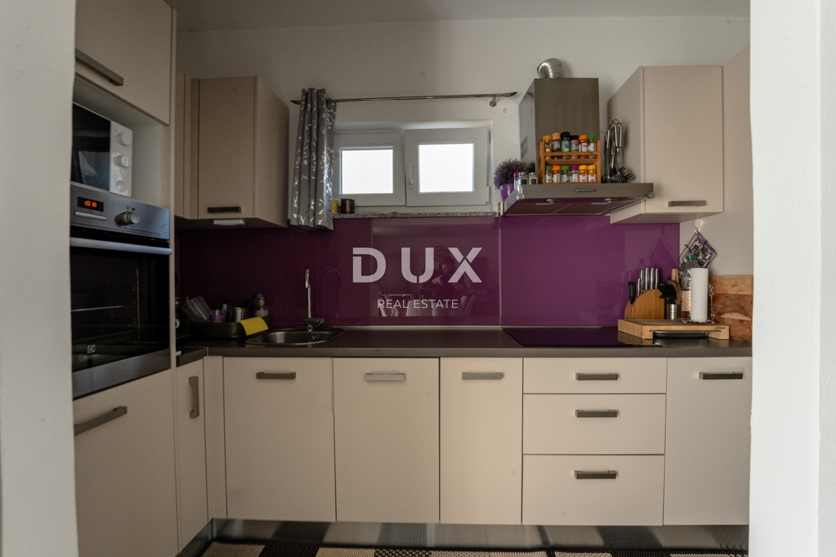 RIJEKA, ZAMET - 2 camere da letto + soggiorno, terrazza, taverna, giardino, parcheggio - SOLO CON NOI!