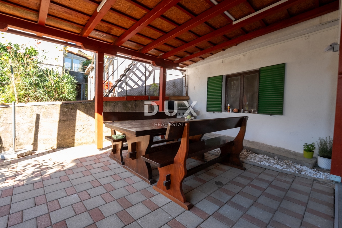 RIJEKA, ZAMET - 2 camere da letto + soggiorno, terrazza, taverna, giardino, parcheggio - SOLO CON NOI!