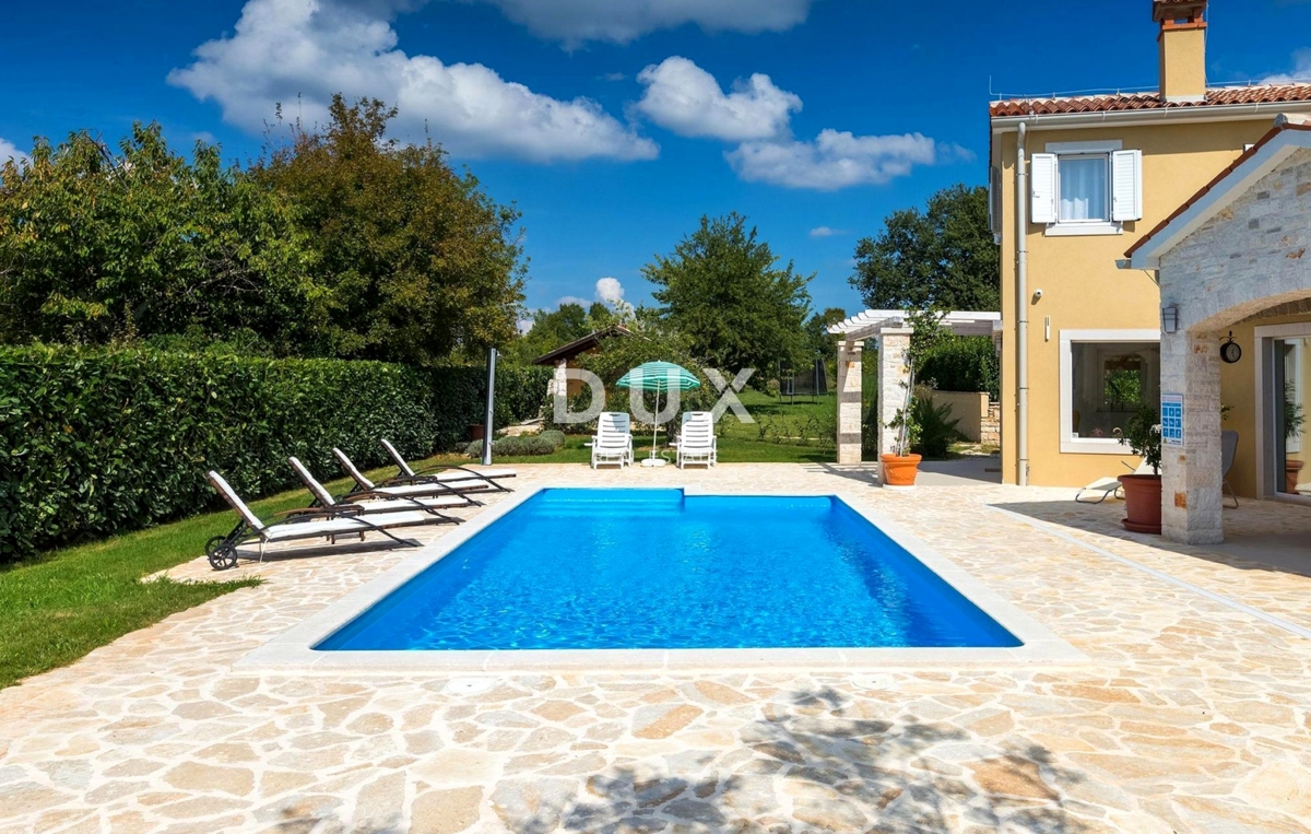 ISTRIA, SVETI LOVREČ - Casa confortevole con piscina