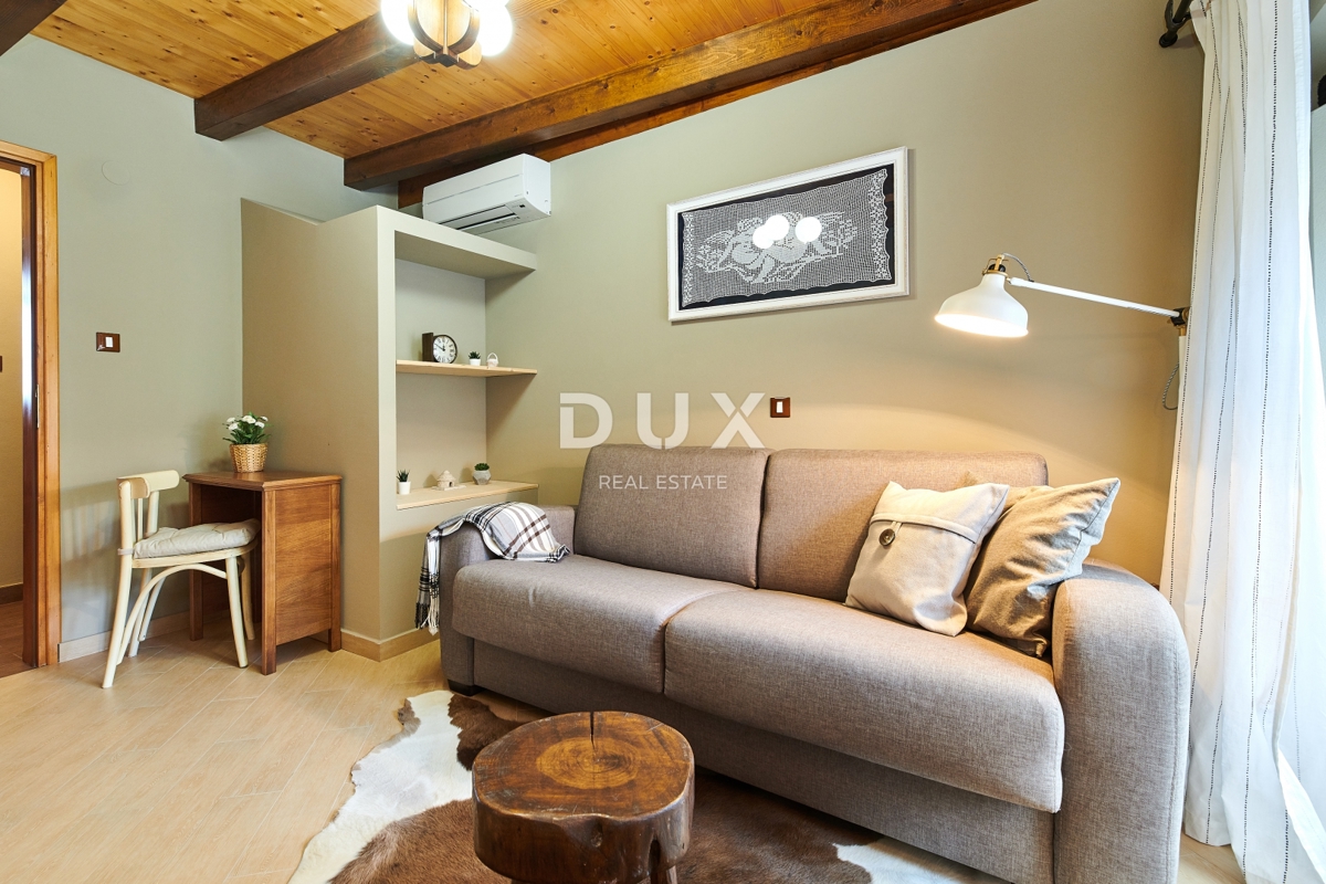 ISTRIA, GRACIŠĆE - VILLA RUSTICA CON PISCINA INTERNA ED ESTERNA, SAUNA E UNA COMBINAZIONE DI LUSSO E AUTENTICITÀ