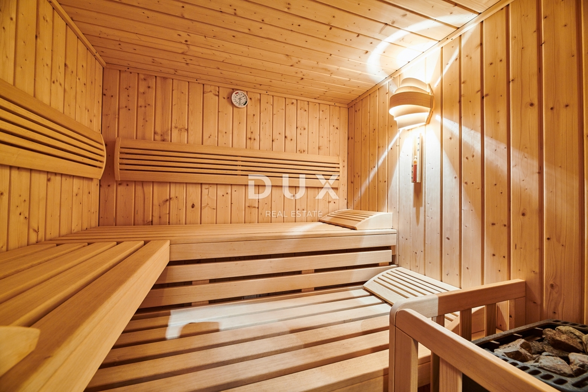 ISTRIA, GRACIŠĆE - VILLA RUSTICA CON PISCINA INTERNA ED ESTERNA, SAUNA E UNA COMBINAZIONE DI LUSSO E AUTENTICITÀ