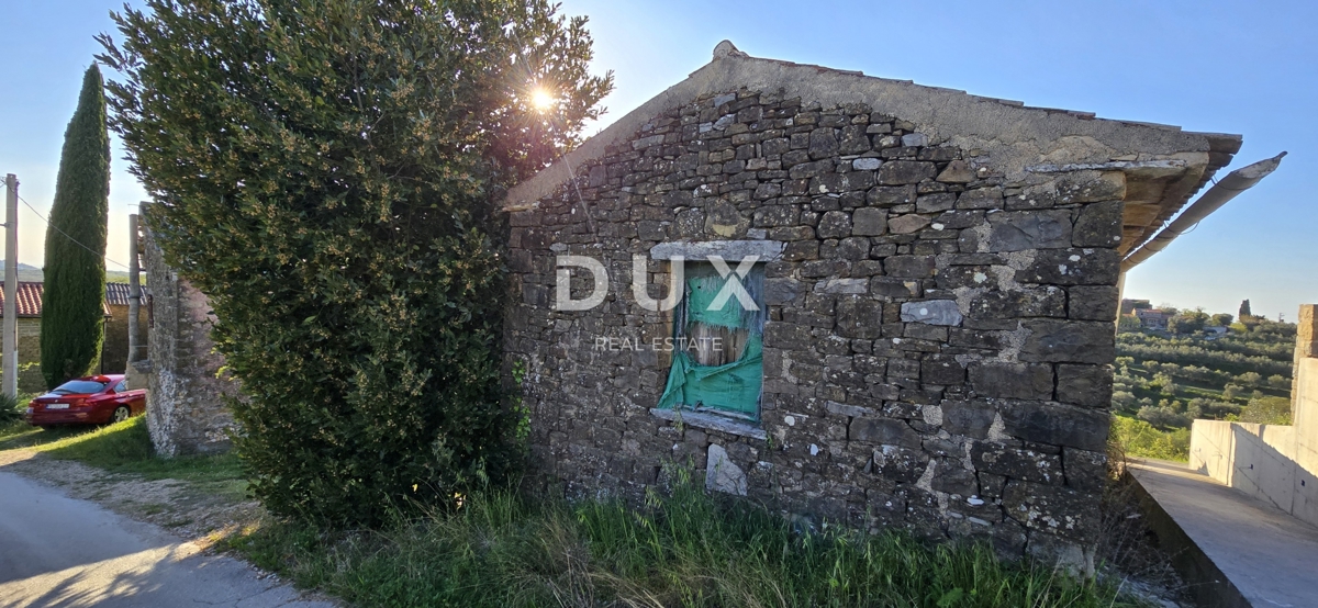 ISTRIA, MOMJAN - AUTENTICA CASA IN PIETRA CON PROGETTO DI RISTRUTTURAZIONE