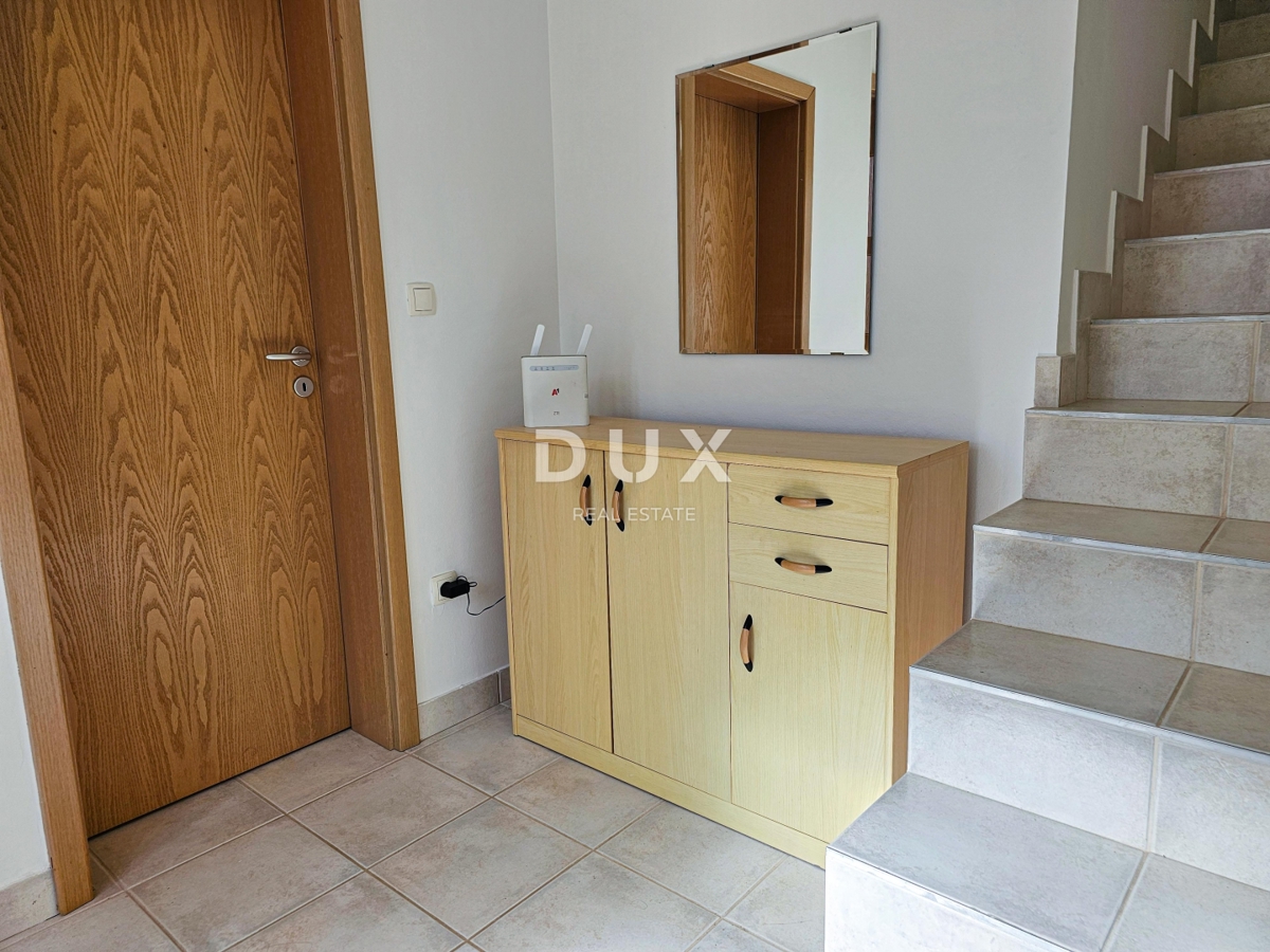 ISOLA DI RAB, BARBAT - Casa in ottima posizione a 100 m dal mare