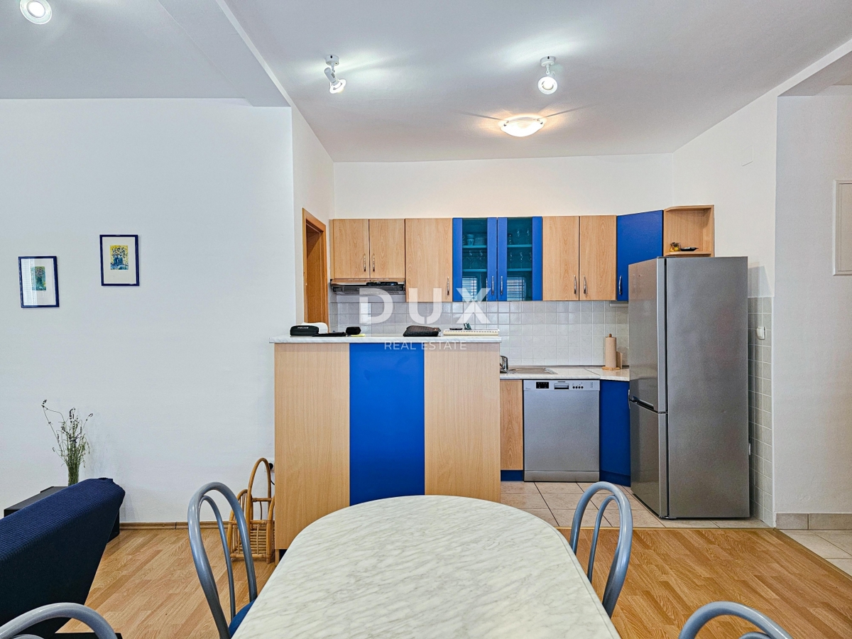 ISOLA DI RAB, BARBAT - Casa in ottima posizione a 100 m dal mare