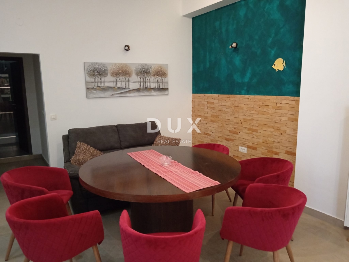 ISTRIA, VALTURA - Casa d'appartamenti