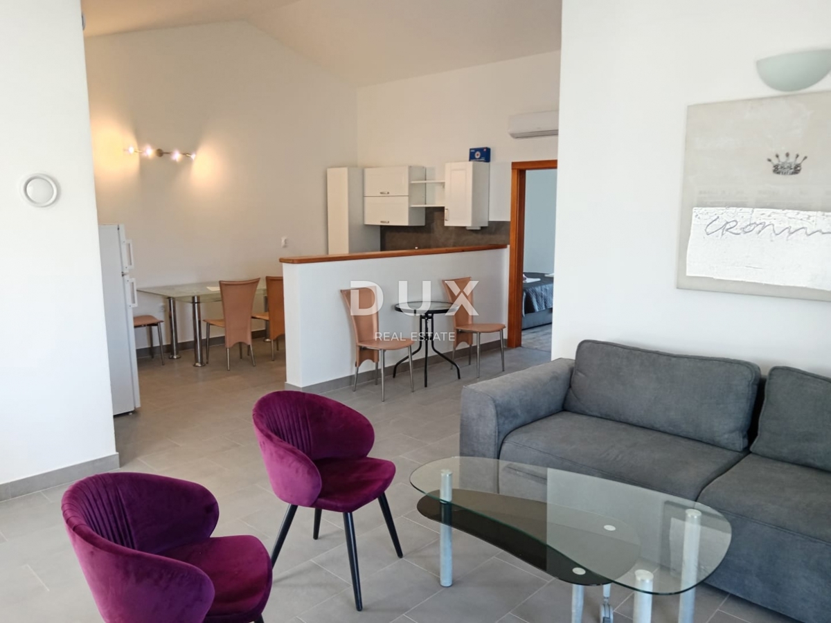 ISTRIA, VALTURA - Casa d'appartamenti