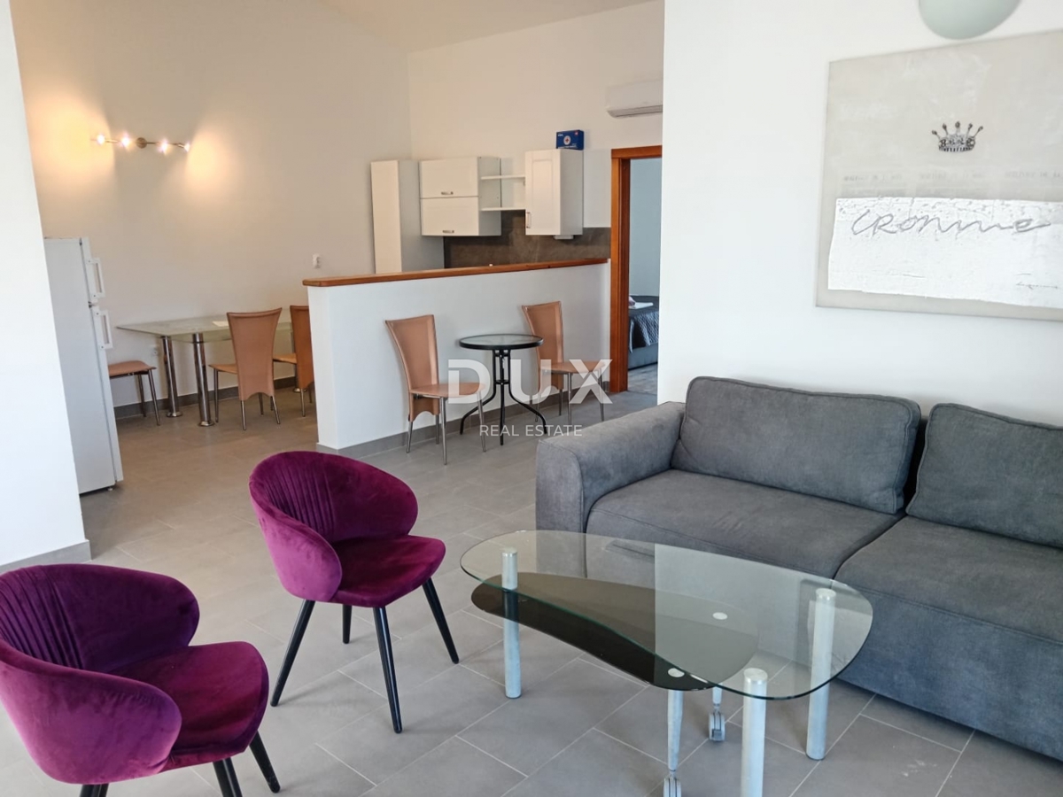 ISTRIA, VALTURA - Casa d'appartamenti