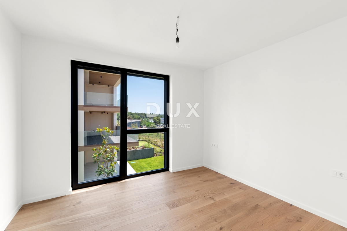 ISTRIA, NOVIGRAD - Confortevole appartamento in un lussuoso edificio di nuova costruzione