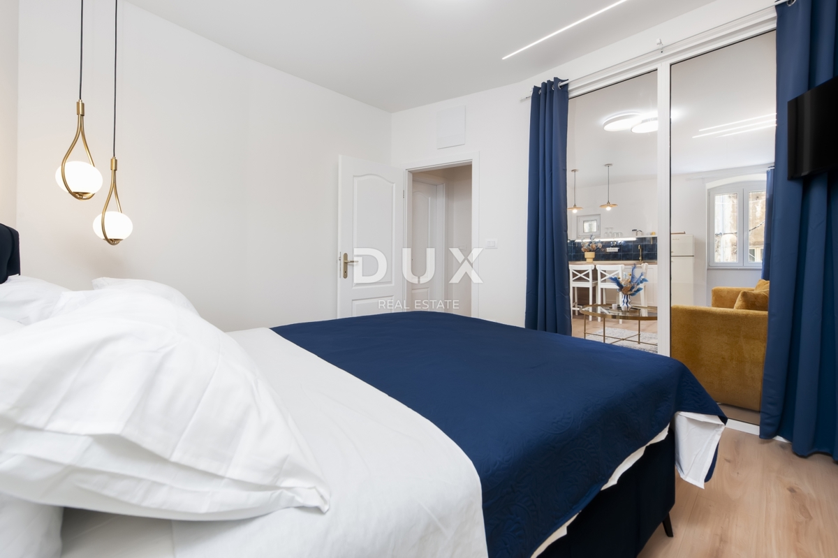 ISTRIA, ROVIGNO – Esclusivo appartamento in palazzo storico, a 50 m dal mare