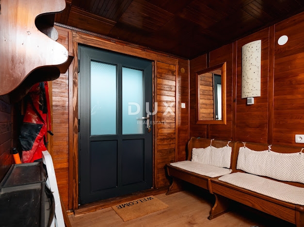 GORSKI KOTAR, MRKOPALJ - casa Gorski kotar recentemente ristrutturata con ampio giardino