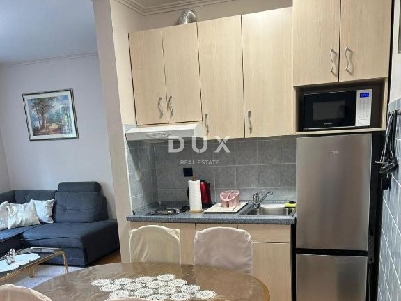 ABBAZIA - appartamento in un edificio residenziale con terrazza chiusa a soli 200 metri dalla spiaggia