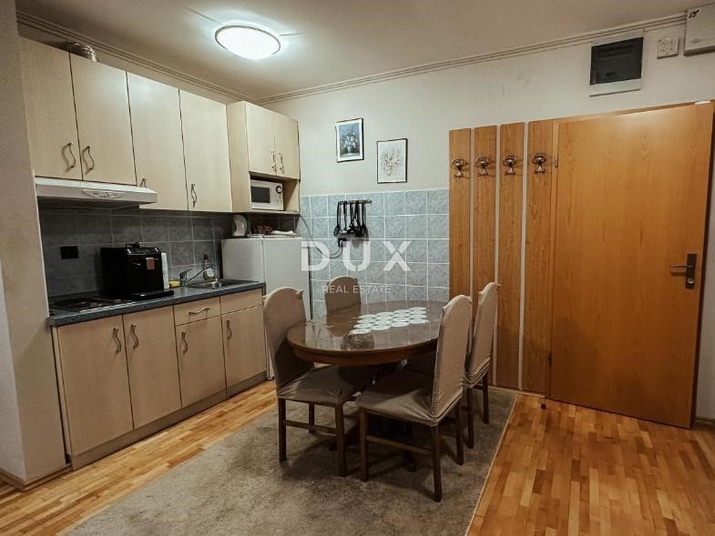 ABBAZIA - appartamento in un edificio residenziale con terrazza chiusa a soli 200 metri dalla spiaggia