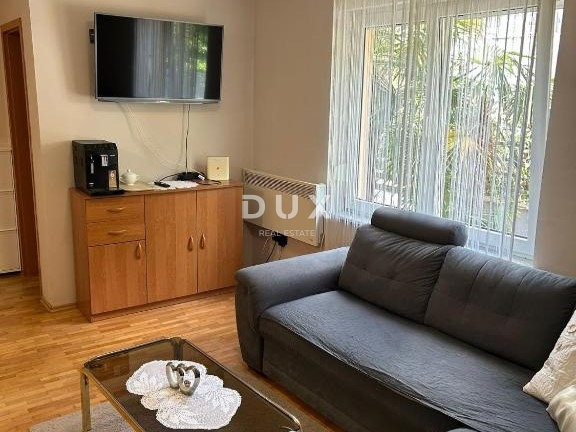 ABBAZIA - appartamento in un edificio residenziale con terrazza chiusa a soli 200 metri dalla spiaggia