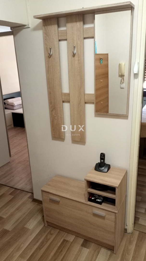 RIJEKA, ŠKURINJE – Spazioso appartamento in un grattacielo con vista panoramica