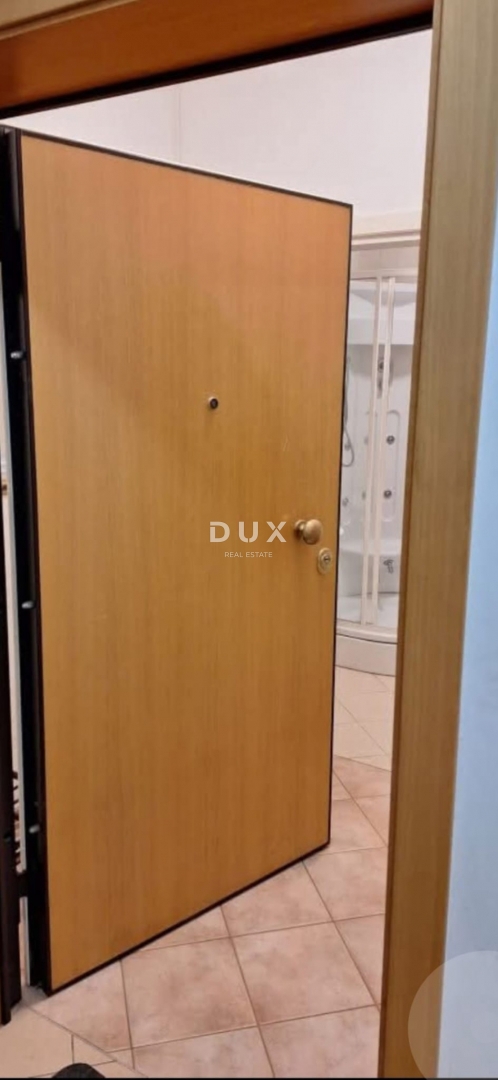 ISTRIA, ROVIGNO - Appartamento funzionale in un quartiere tranquillo