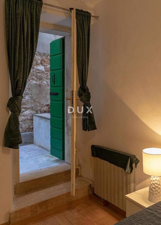 ISTRIA, ROVIGNO - Spazioso appartamento in pieno centro