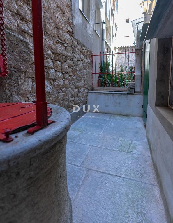 ISTRIA, ROVIGNO - Spazioso appartamento in pieno centro