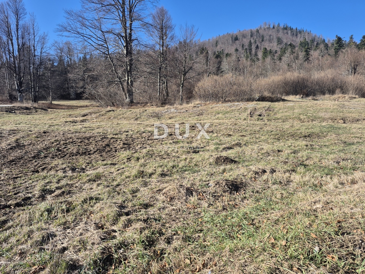 GORSKI KOTAR, FUŽINE - terreno edificabile 823 m2 - opportunità di investimento!