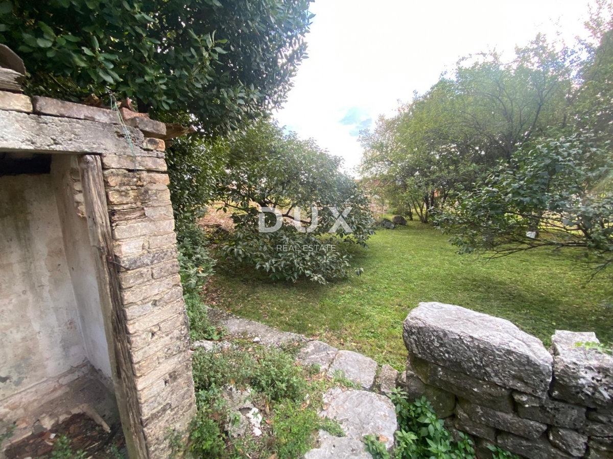 RIJEKA, KASTAV - casa indipendente con cortile + 761 m2 di giardino! OCCASIONE!