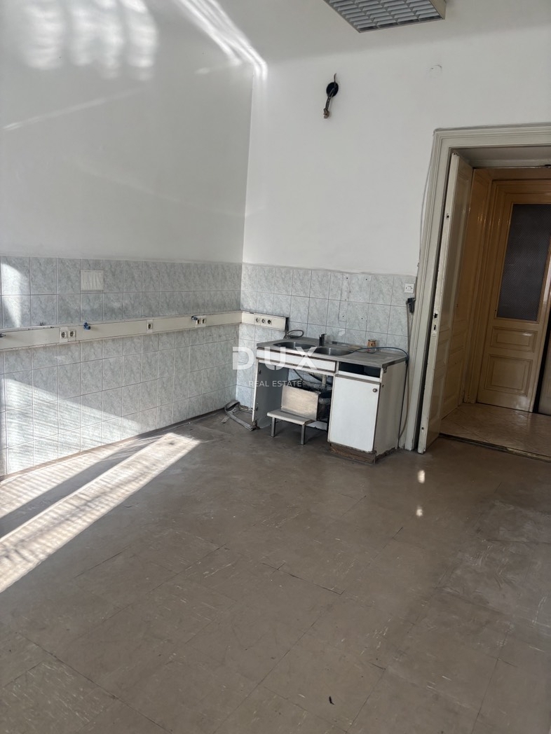 RIJEKA, CENTRO - appartamento, 137 m2, POSSIBILITÀ DI ULTERIORI APPARTAMENTI!!!