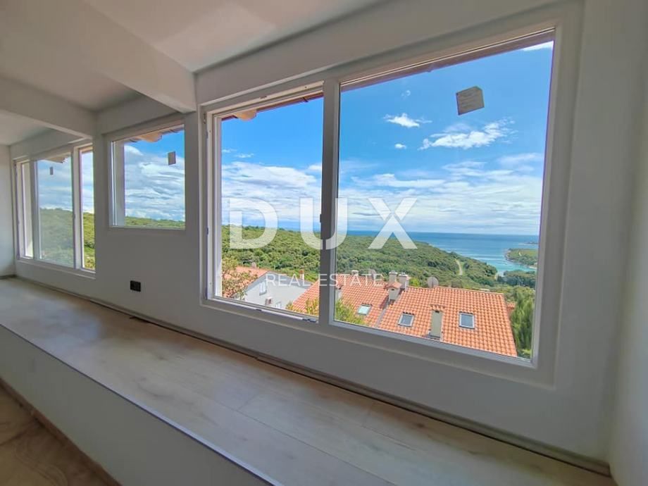 ISTRIA, DUGA UVALA - Attico con vista panoramica sul mare