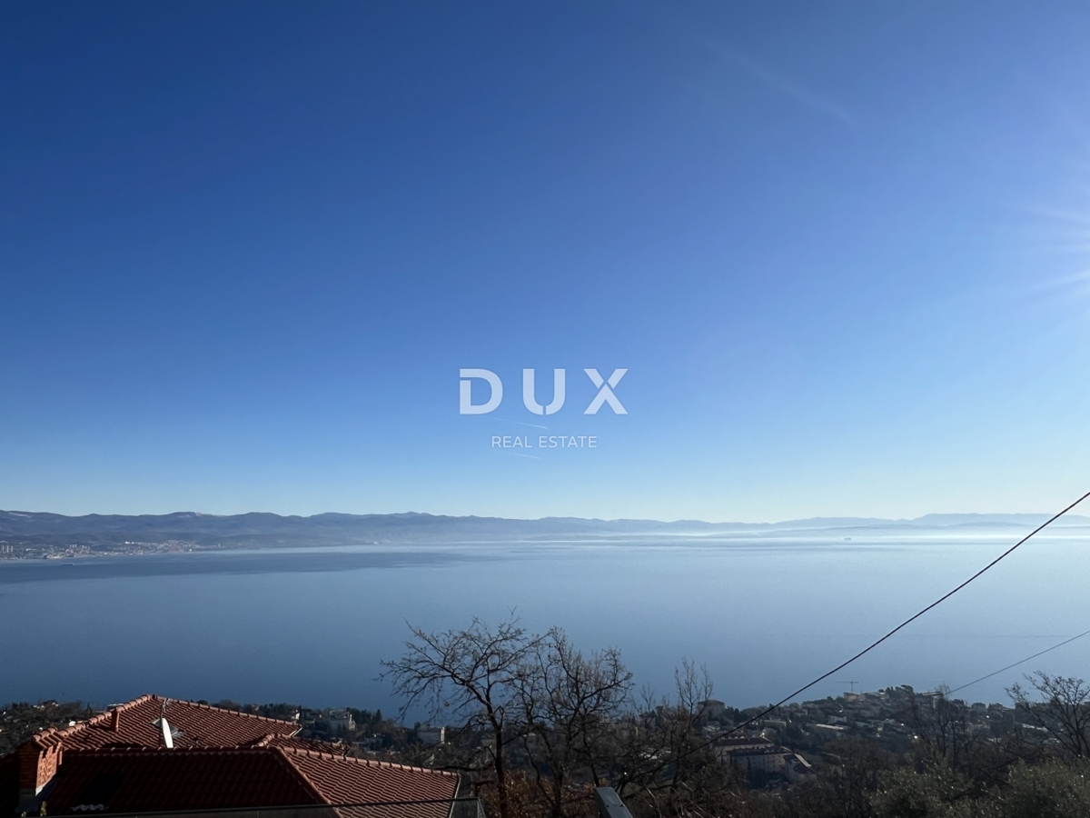 OPATIJA, LOVRAN – Appartamento esclusivo con vista panoramica e piscina