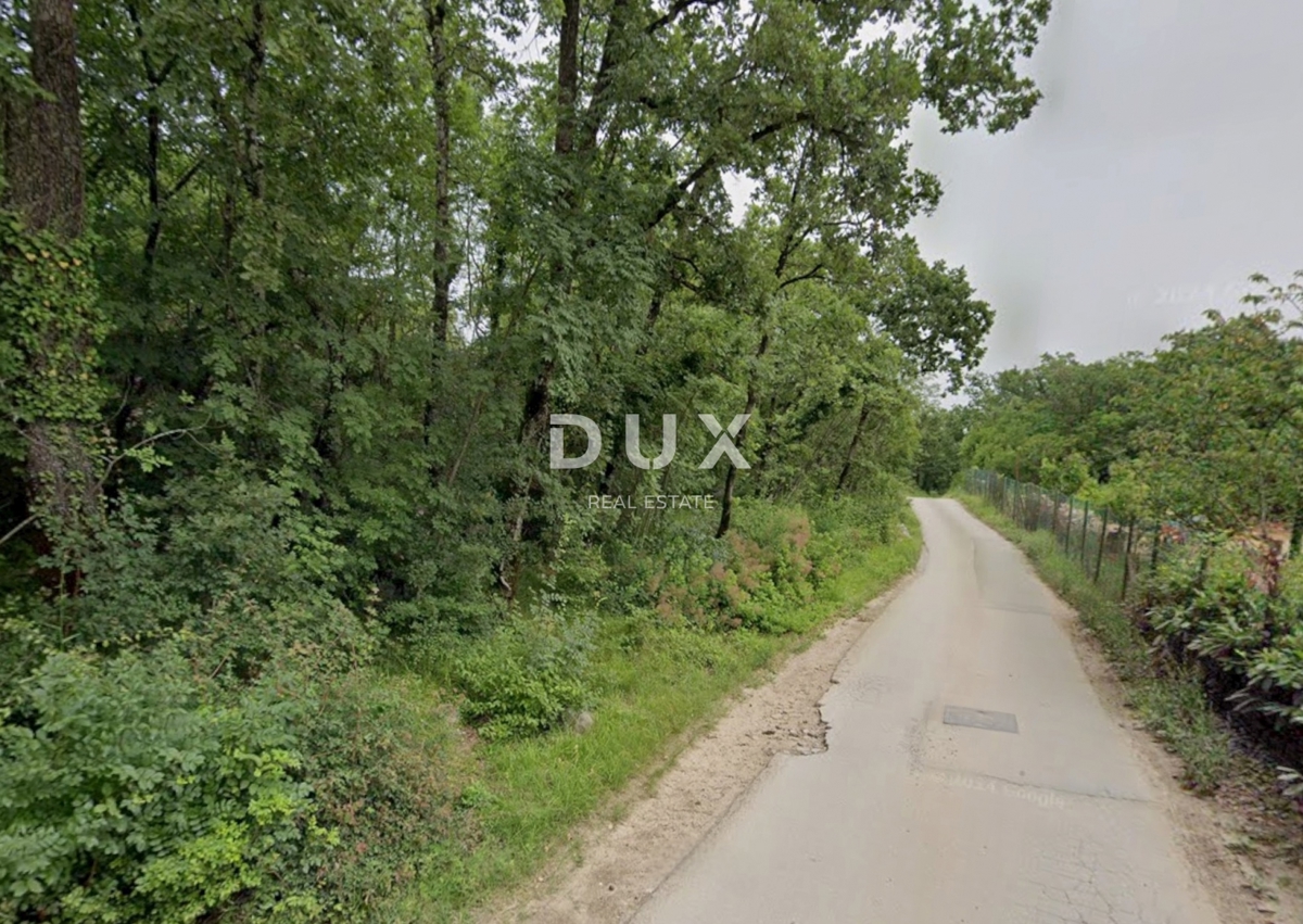 KASTAV, ŽEGOTI - Terreno 19000m2 (2000m2 zona sportiva e ricreativa + 17000 zona non edificabile)