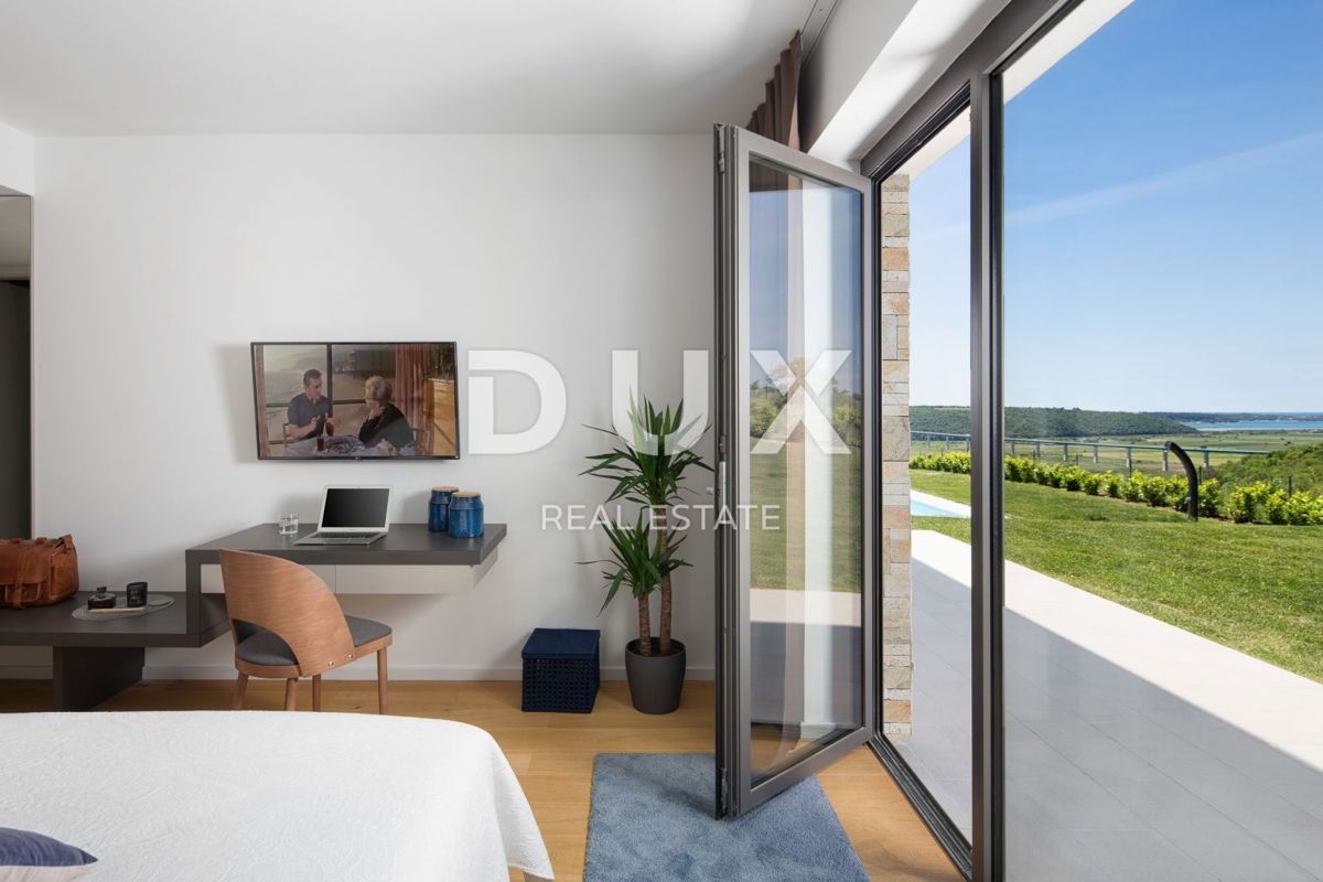 ISTRIA, NOVIGRAD - Villa di lusso con vista fantastica