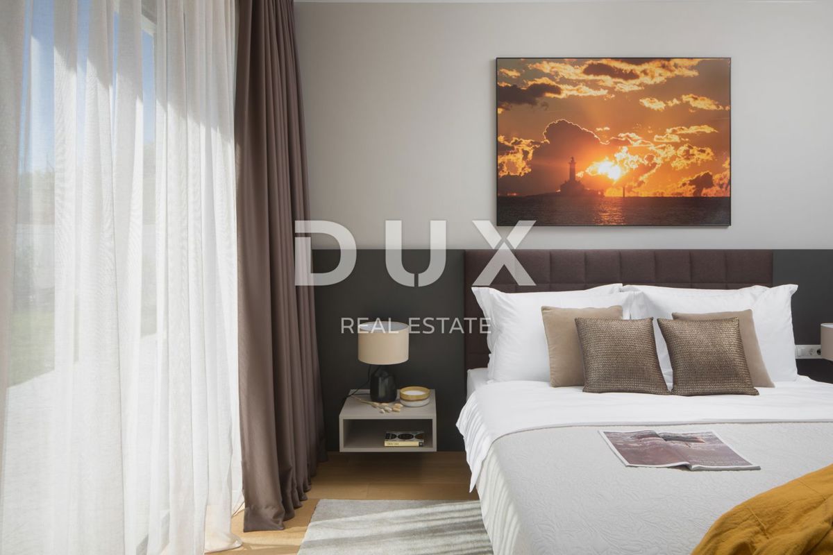 ISTRIA, NOVIGRAD - Villa di lusso con vista fantastica