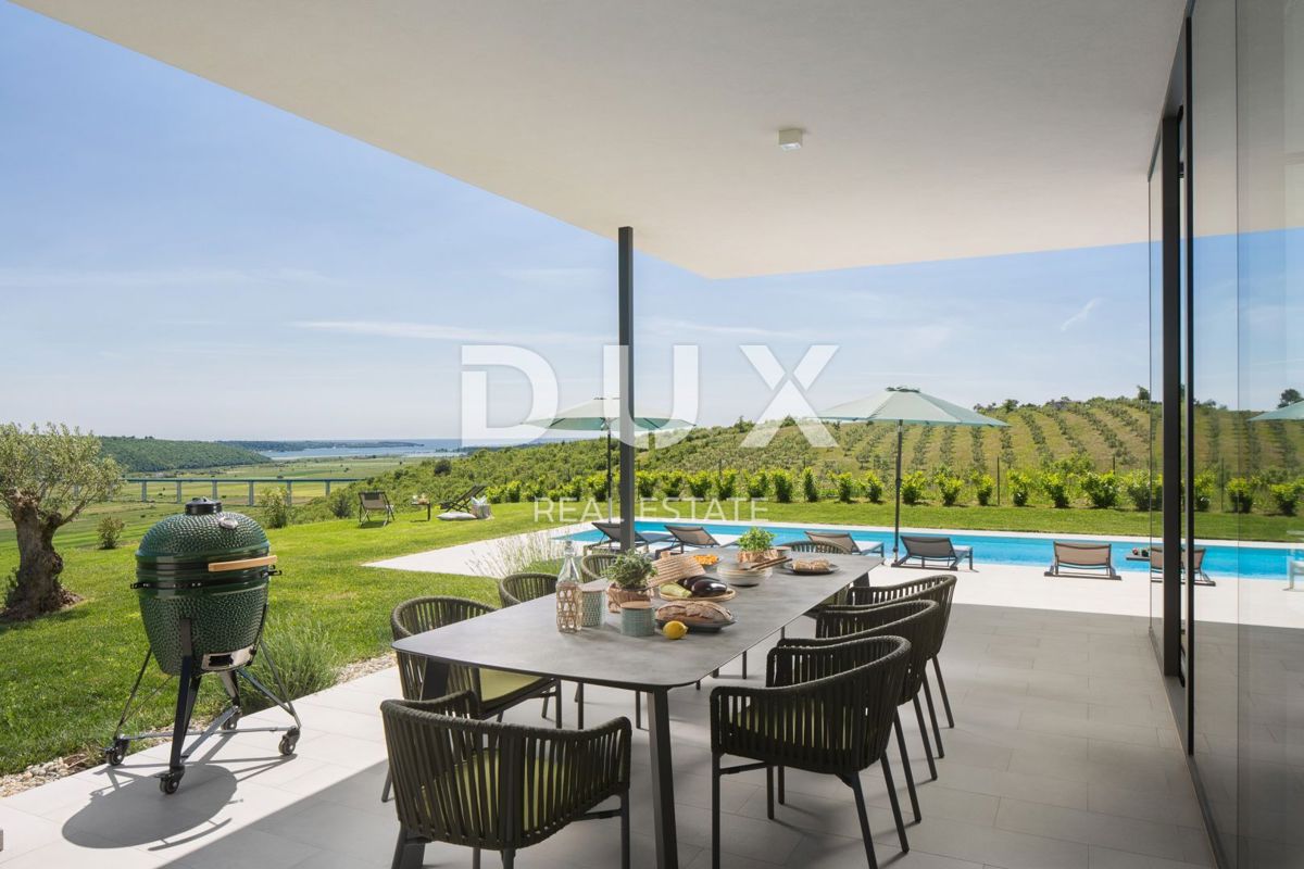 ISTRIA, NOVIGRAD - Villa di lusso con vista fantastica
