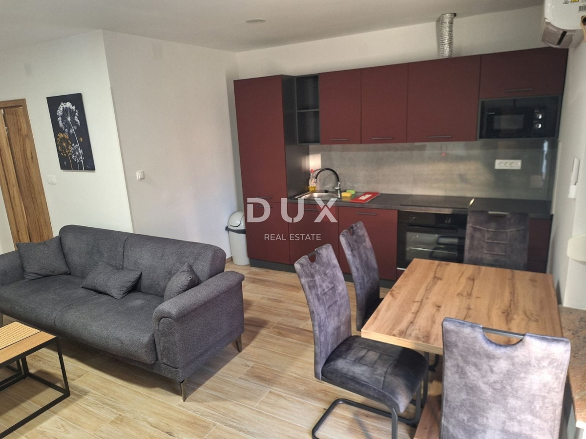 RIJEKA, ZAMET - Casa con appartamenti con vista mare, 275m2