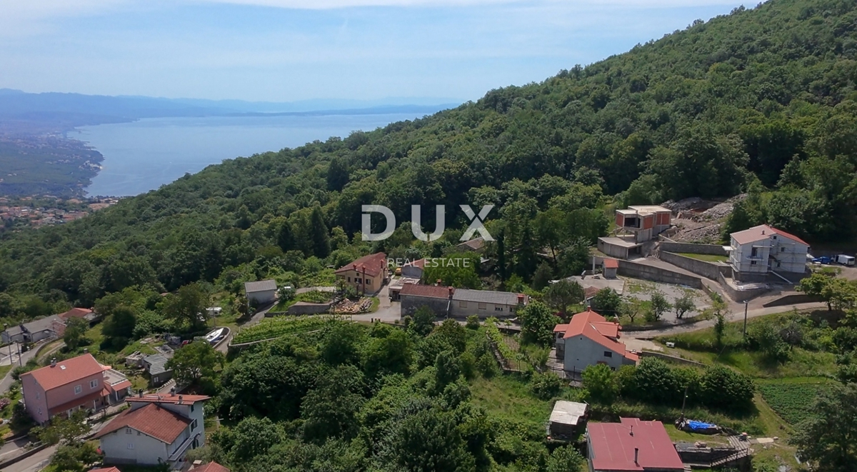 OPATIJA, RUKAVAC - terreno edificabile 2560m2 CON PERMESSO DI UBICAZIONE!! per 3 edifici e una splendida vista sul mare