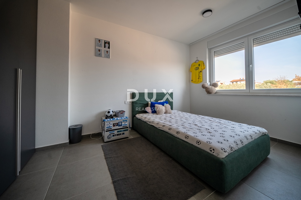 ISTRIA, NOVIGRAD - Casa moderna con vista mare