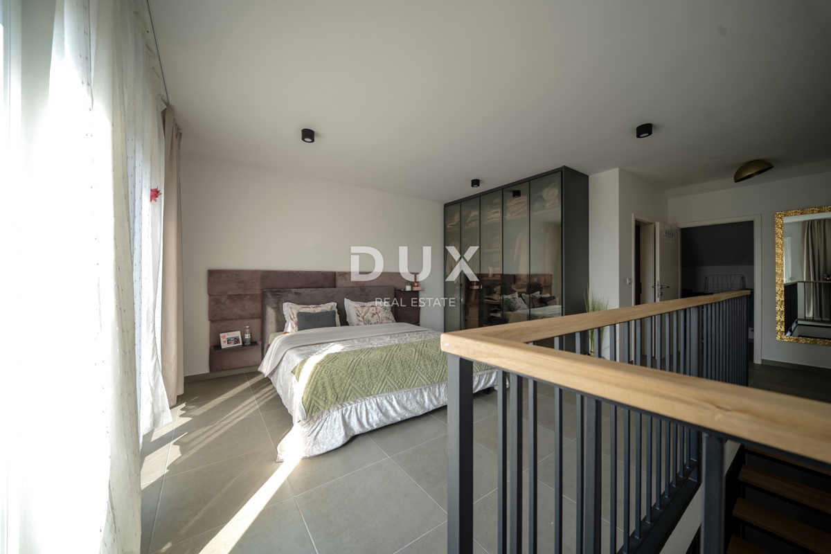 ISTRIA, NOVIGRAD - Casa moderna con vista mare