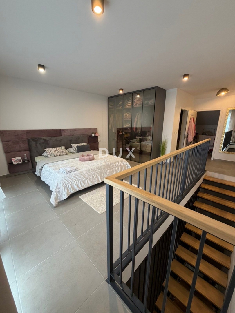 ISTRIA, NOVIGRAD - Casa moderna con vista mare