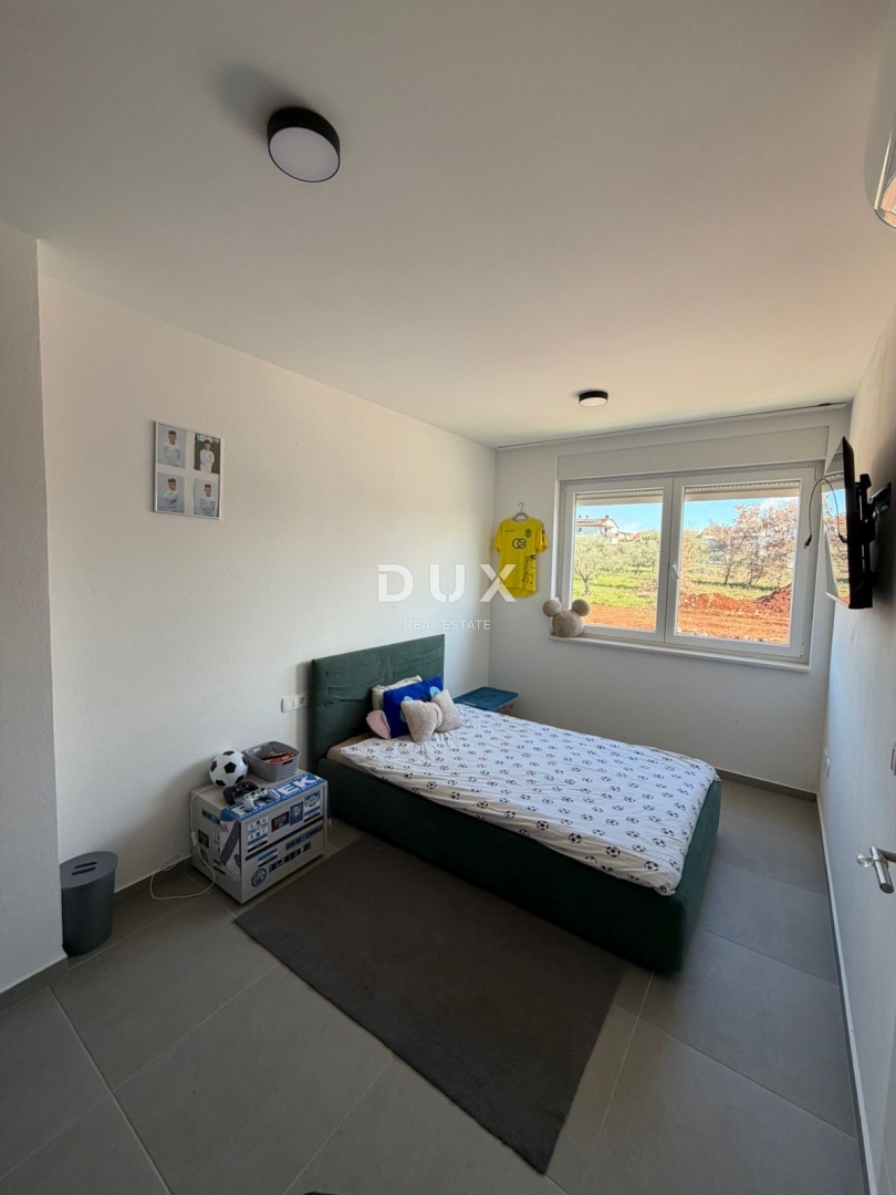 ISTRIA, NOVIGRAD - Casa moderna con vista mare