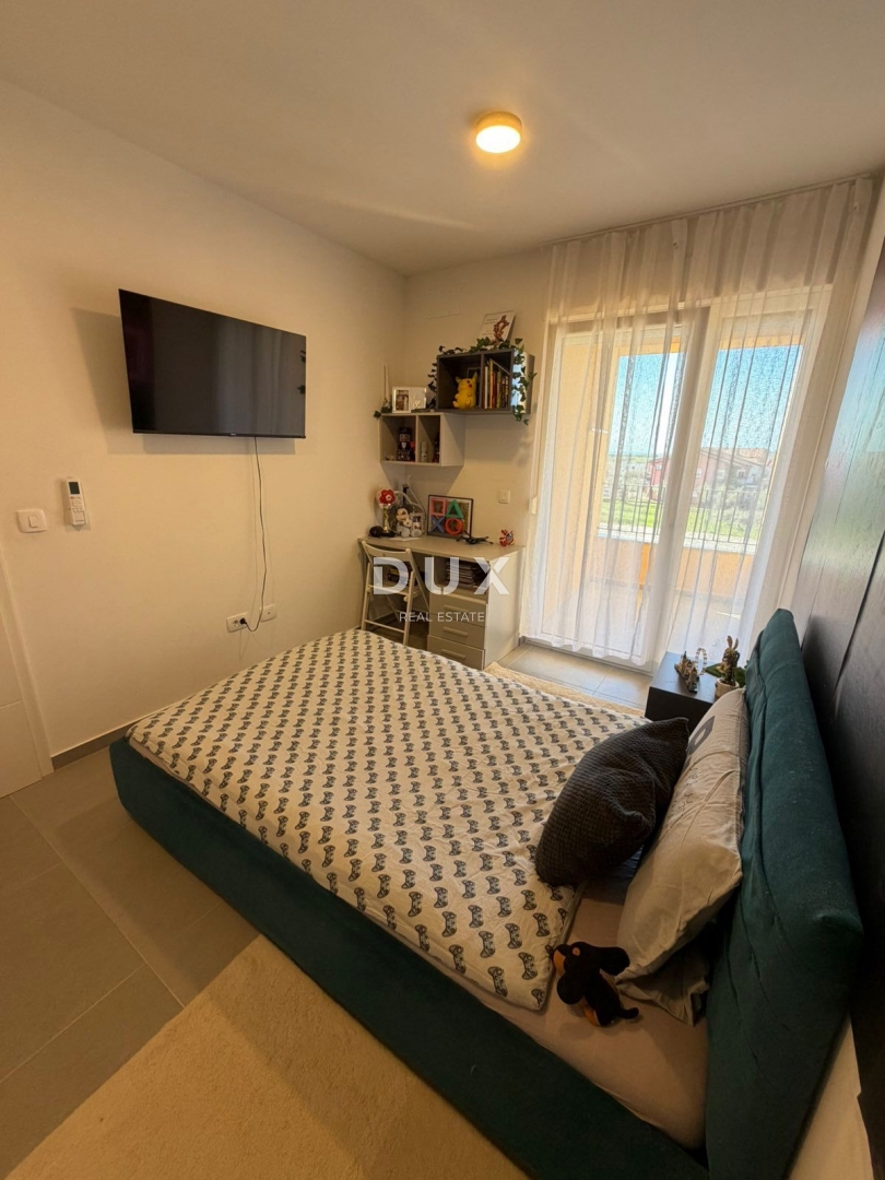 ISTRIA, NOVIGRAD - Casa moderna con vista mare