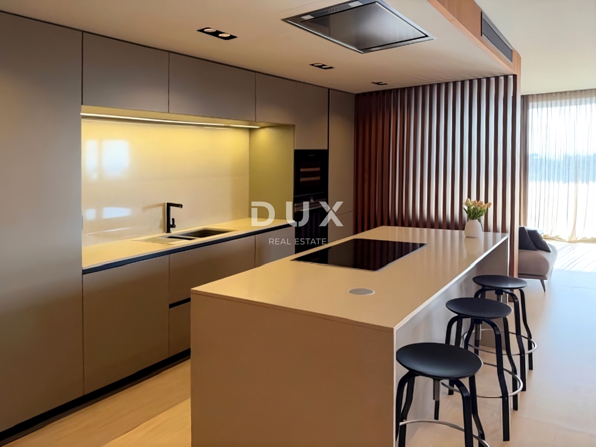 ISTRIA, NOVIGRAD - Lussuoso appartamento con vista mare