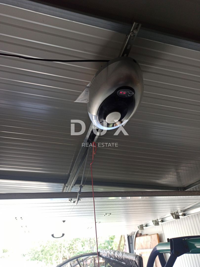 ISTRIA, POLA - Casa familiare ristrutturata in posizione tranquilla