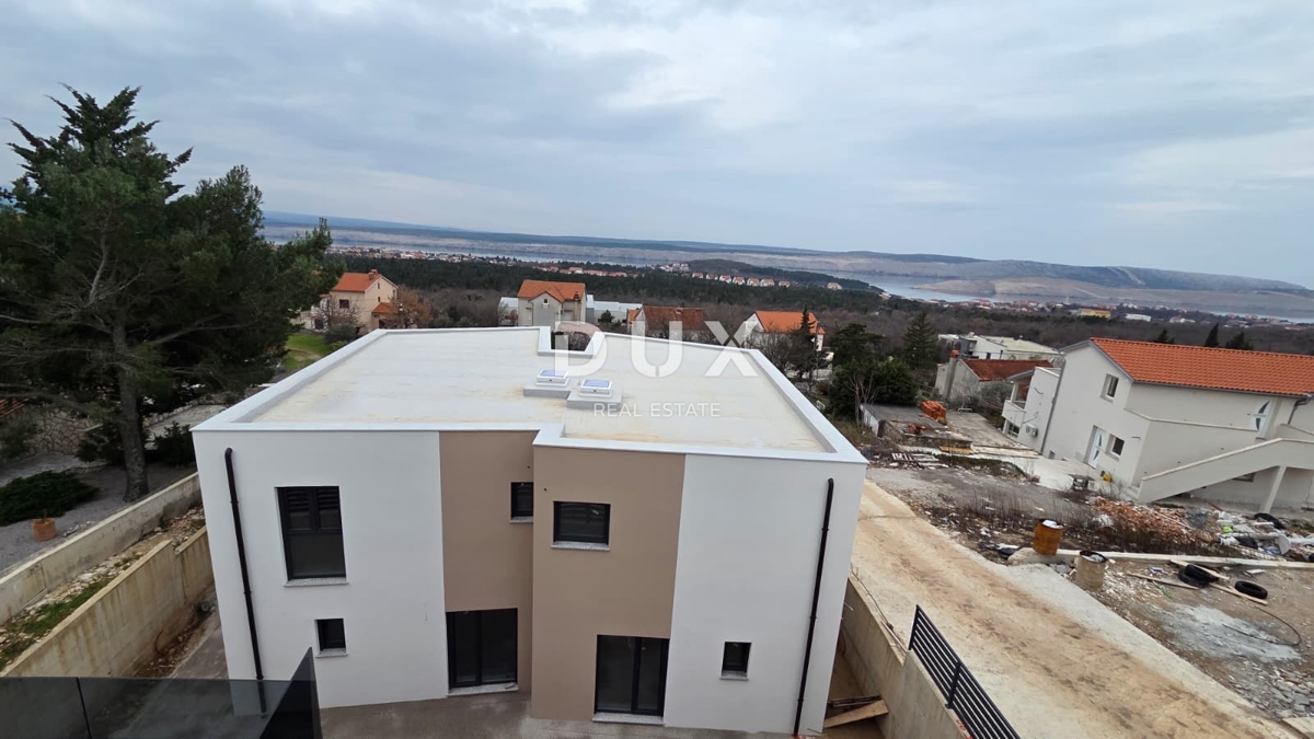 CRIKVENICA, JADRANOVO - Moderna villa bifamiliare con piscina e vista mare, 135m2