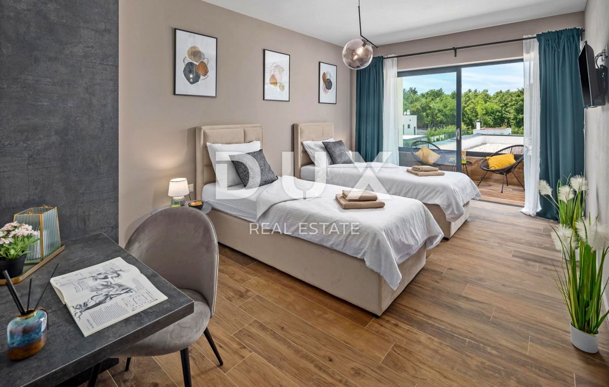 ISTRIA, ROVIGNO - Villa di architettura moderna