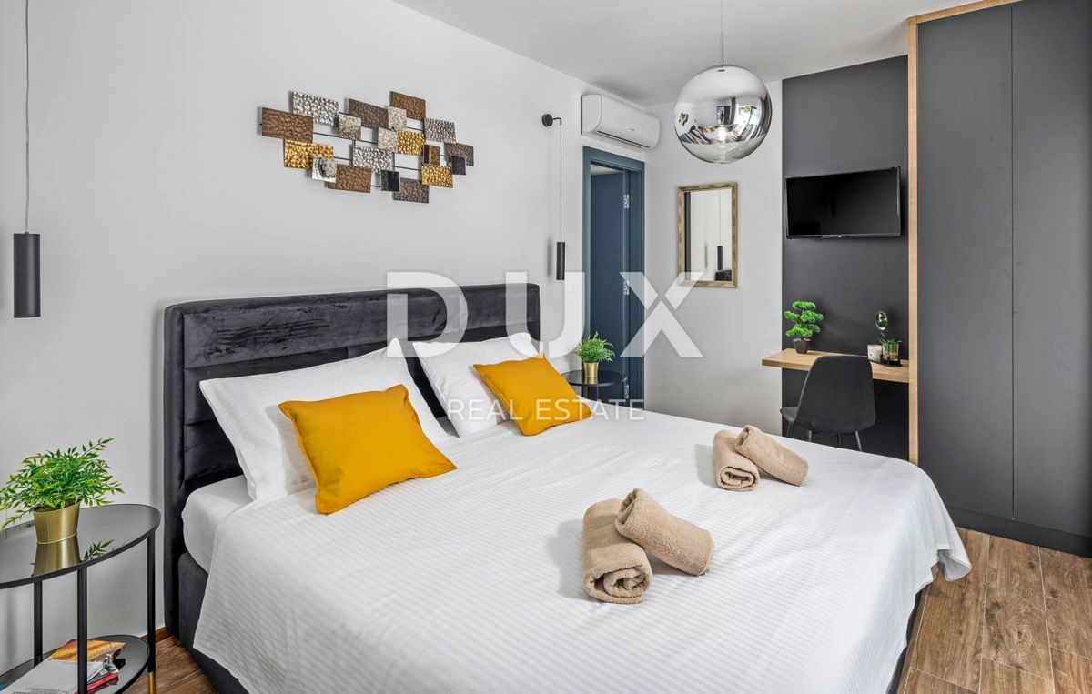 ISTRIA, ROVIGNO - Villa di architettura moderna